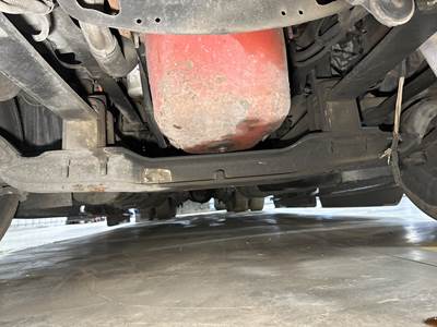 Eaton E-1202W Front Axle Assembly for a International LT