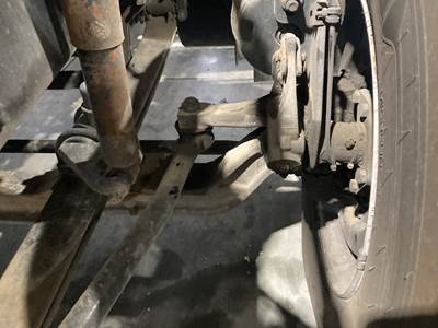 Eaton E-1202W Front Axle Assembly for a Mack Cxu