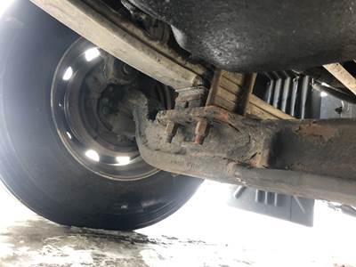 Eaton E-1322I Front Axle Assembly for a Kenworth T660