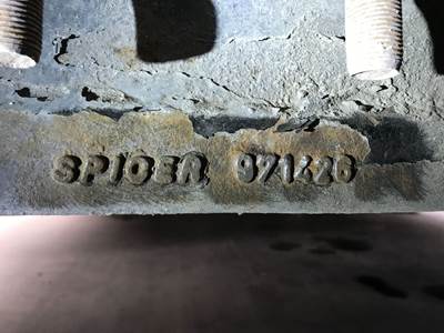 Eaton E-1322I Front Axle Assembly for a Kenworth T680