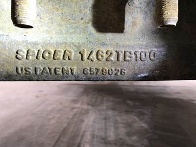 Eaton E-1322I Front Axle Assembly for a Peterbilt 367