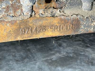 Eaton E-1322I Front Axle Assembly for a Kenworth T680