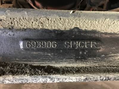 Eaton E-1322LW Front Axle Assembly for a Peterbilt 579