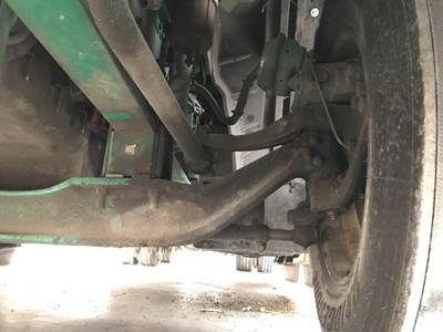 Eaton E-1322W Front Axle Assembly for a International LT