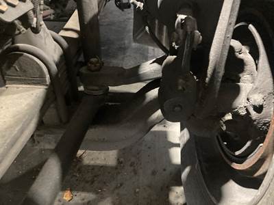 Eaton E-1462I Front Axle Assembly for a Kenworth T660