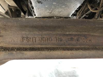 Ford Front Axle Assembly for a Ford L9513