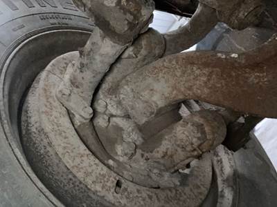 Ford Front Axle Assembly for a Ford LT9000