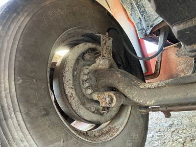 Ford Front Axle Assembly for a Ford F700