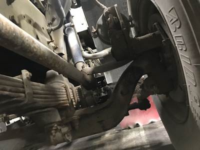 Ford Front Axle Assembly for a Ford CF8000