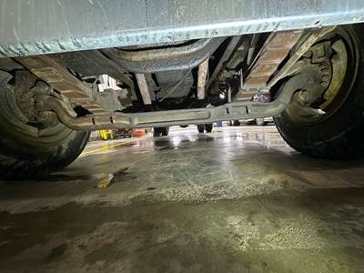 Ford Front Axle Assembly for a Ford LN800