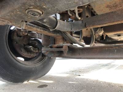GMC Front Axle Assembly for a Isuzu FTR