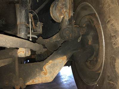 Hendrickson AIRTEK Front Axle Assembly for a Volvo VNL