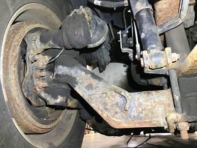 Hendrickson AIRTEK Front Axle Assembly for a Volvo VNL