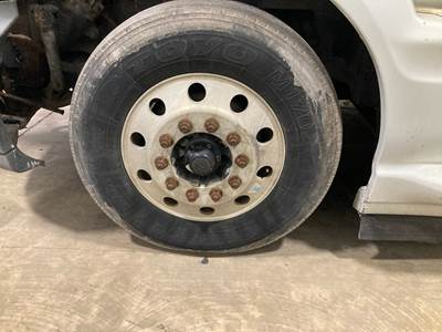 Hendrickson AIRTEK Front Axle Assembly for a International Prostar