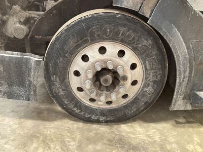 Hendrickson AIRTEK Front Axle Assembly for a Volvo VNL