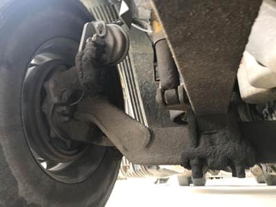 Hendrickson AIRTEK Front Axle Assembly for a Volvo VNL