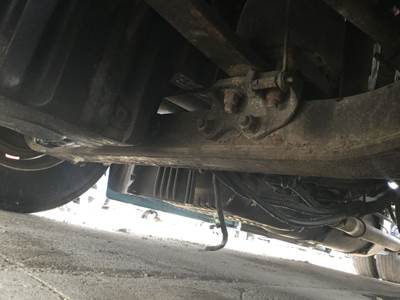 Hendrickson SOFTEK Front Axle Assembly for a Freightliner Cascadia