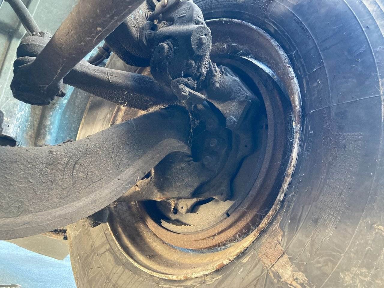 2015 Hendrickson SOFTEK Front Axle Assembly for a International Prostar