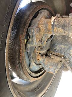 Hendrickson SOFTEK Front Axle Assembly for a Western Star 4900