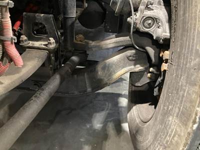 Hendrickson SOFTEK Front Axle Assembly for a Peterbilt 579