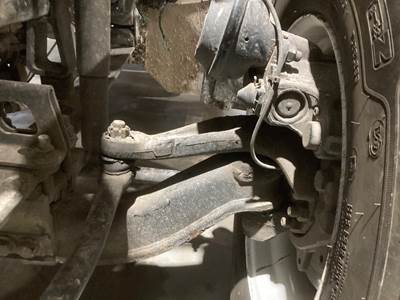 Hendrickson SOFTEK Front Axle Assembly for a Peterbilt 579