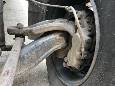 Hendrickson STK100 Front Axle Assembly for a Blue Bird Vision