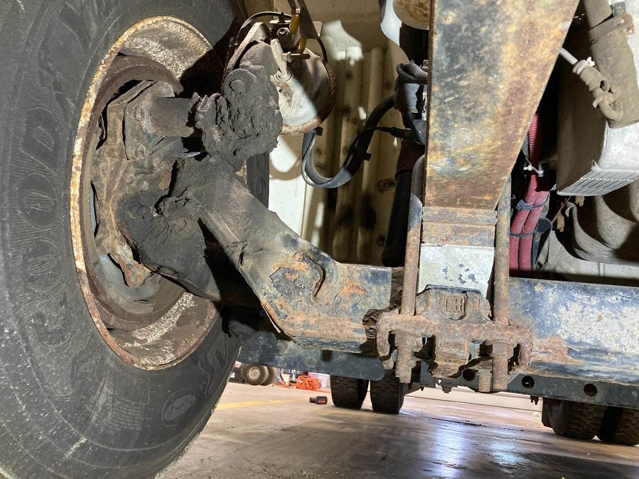 2012 Hendrickson STK120 Front Axle Assembly for a International