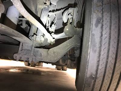 Hendrickson STK123 Front Axle Assembly for a Volvo VNL