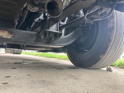 Hendrickson STK123 Front Axle Assembly for a International Prostar