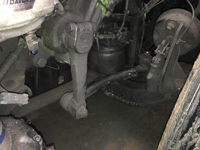 Hendrickson STK123 Front Axle Assembly for a Freightliner Cascadia