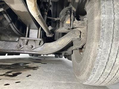 Hendrickson STK123 Front Axle Assembly for a International Prostar