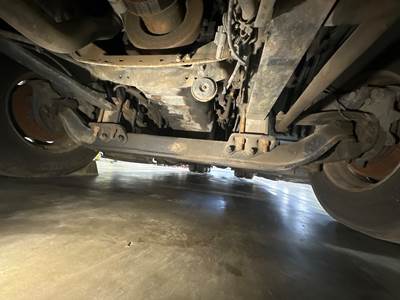 Hendrickson STK123 Front Axle Assembly for a International LT