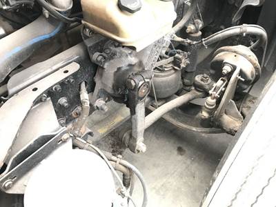 Hendrickson STK125 Front Axle Assembly for a Freightliner Cascadia