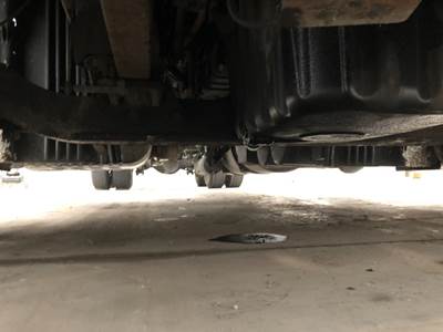 Hendrickson STK125 Front Axle Assembly for a Freightliner Cascadia