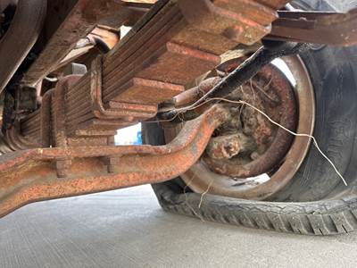 International Front Axle Assembly for a International 1800 Loadstar