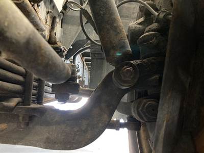 Isuzu ALL Front Axle Assembly for a Chevrolet W4500