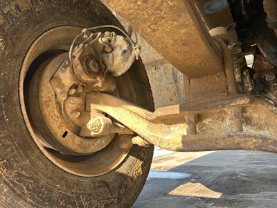 Mack FAW12 Front Axle Assembly for a Mack CH