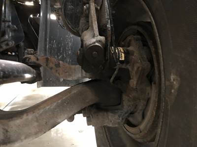 Mack FXL12 Front Axle Assembly for a Mack CXN