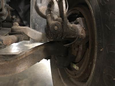 Mack FXL12 Front Axle Assembly for a Mack Cxu