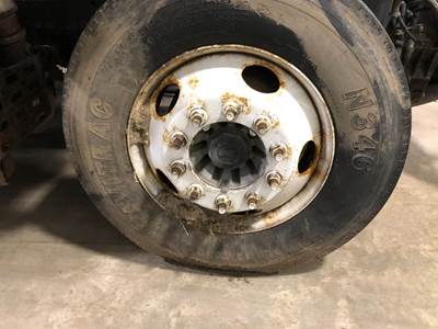 Mack FXL12 Front Axle Assembly for a Volvo VNL