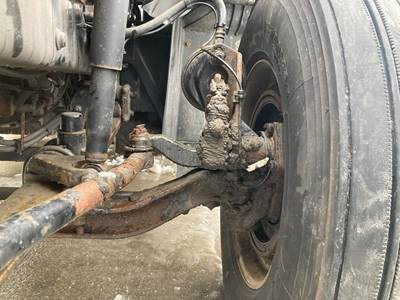Mack FXL12 Front Axle Assembly for a Mack Cxu