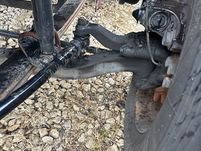 Mack FXL12 Front Axle Assembly for a Volvo VNR