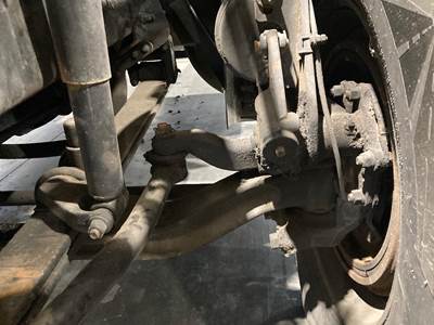 Mack FXL12 Front Axle Assembly for a Mack CXN