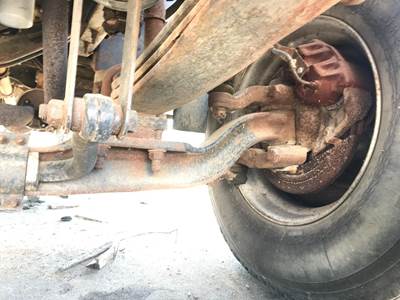 Meritor CFG-5000 Front Axle Assembly for a GMC Topkick