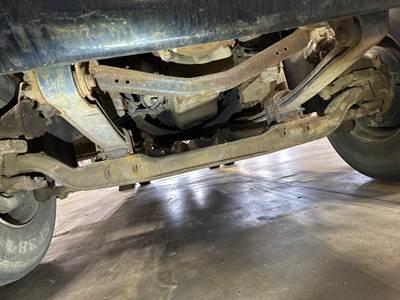 Meritor CFG-5000 Front Axle Assembly for a GMC C7500