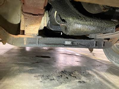 Meritor FD965 Front Axle Assembly for a Freightliner FL70