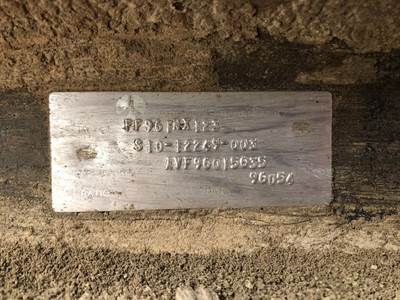 Meritor FF961 Front Axle Assembly for a Freightliner FLD120