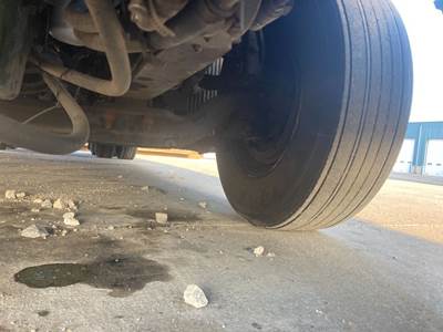 Meritor FF961 Front Axle Assembly for a Volvo VNL