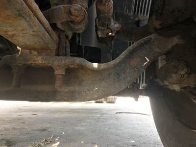 Meritor FF961 Front Axle Assembly for a Volvo VNM