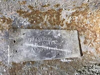 Meritor FF961 Front Axle Assembly for a Freightliner Columbia 120